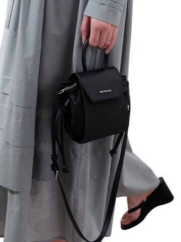 MANUKA Shoulder bag in Black