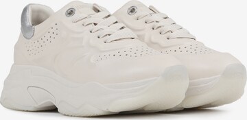 Baskets basses ' Baisley ' BRONX en blanc