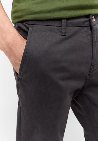 MUSTANG Slimfit Chinohose in Schwarz