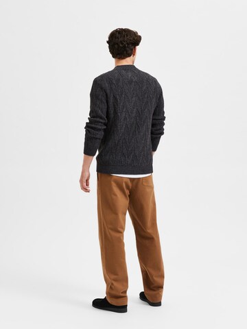 SELECTED HOMME Pullover 'CARIS' in Grau