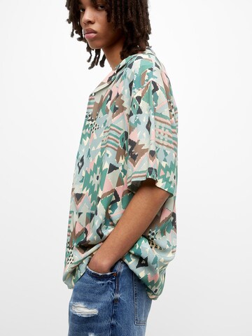 Pull&Bear Regular fit Button Up Shirt in Green