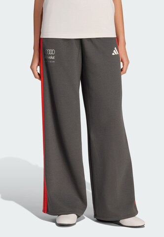 Loosefit Pantalon de sport 'Audi Formula One Team DNA' ADIDAS PERFORMANCE en gris : devant
