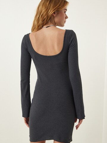 Robes en maille Happiness İstanbul en gris