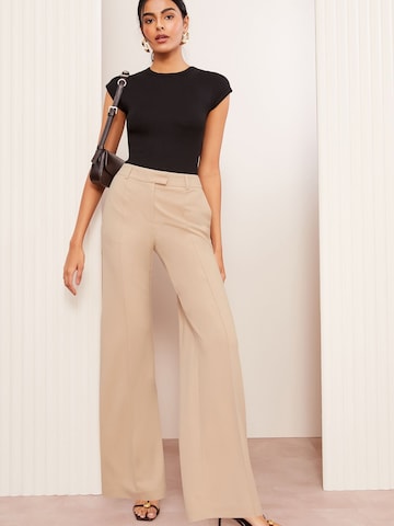 Wide Leg Pantalon à plis Friends Like These en beige