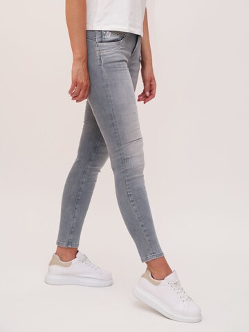 Skinny Jean Miracle of Denim en gris