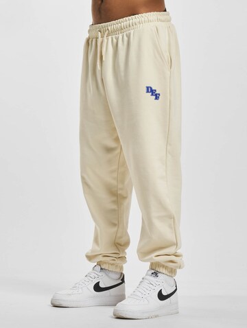 Effilé Pantalon Urban Classics en beige