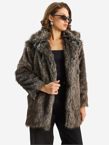 Bianco Lucci Winter Coat in Grey