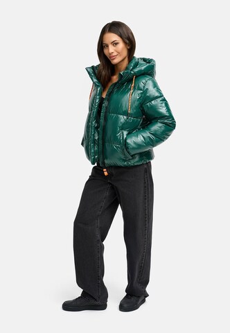 Veste d’hiver 'Skyraa 16' MARIKOO en vert