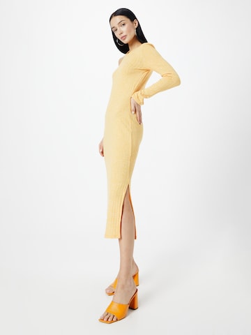 modström Dress in Yellow