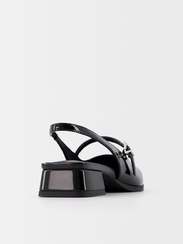 Bershka Slingback pumps in Black