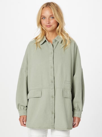 Missguided Blouse in Green: front