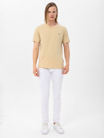 Maglietta di By Diess Collection in beige