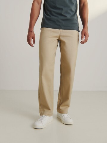 Guido Maria Kretschmer Men Regular Hose 'Armin' in Beige: predná strana