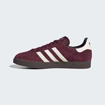 ADIDAS ORIGINALS Ниски маратонки 'Gazelle' в червено