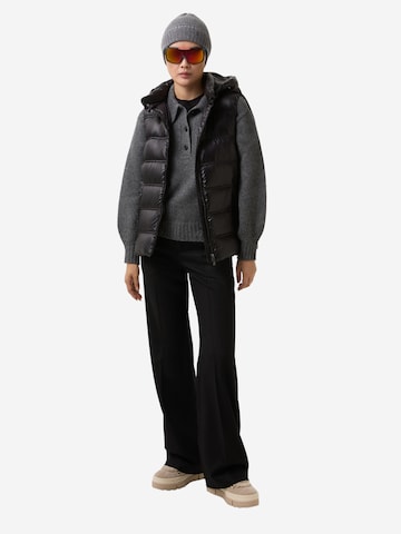 BOGNER Wide leg Trousers with creases 'Hermia' in Black