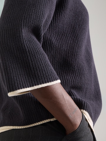 COMMA Pulóver - kék