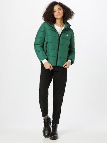 Superdry - Chaqueta de invierno en verde