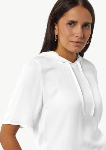 T-shirt comma casual identity en blanc