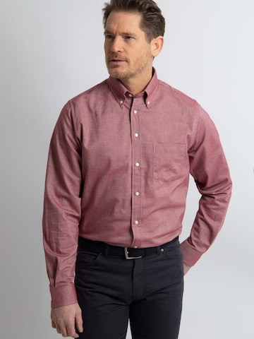 Steppin' out Regular fit Button Up Shirt in Red