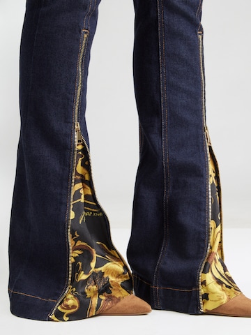 Versace Jeans Couture Flared Τζιν σε μπλε