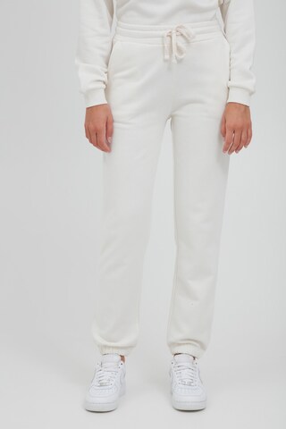 Regular Pantalon b.young en blanc : devant