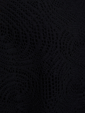 Bershka Comfort Fit Skjorte i svart