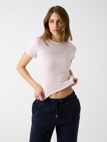 GUESS JEANS Shirt in Purple: front