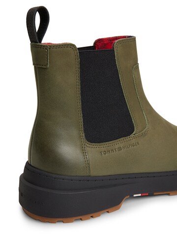 TOMMY HILFIGER Chelsea Boots in Grün
