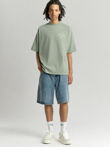 Mansour Bluser & t-shirts 'Paris College' i grøn