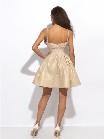 JIORO Dress 'ESSENTIALS' in Beige