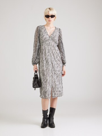 Robe-chemise 'VMSmilla' VERO MODA en blanc
