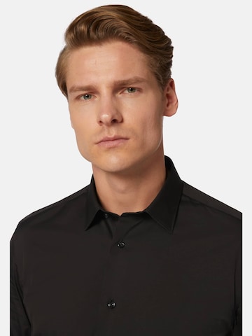 Coupe regular Chemise Boggi Milano en noir