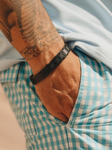 SERASAR Armband 'Herrenarmband aus Edelstahl "Power"' i svart