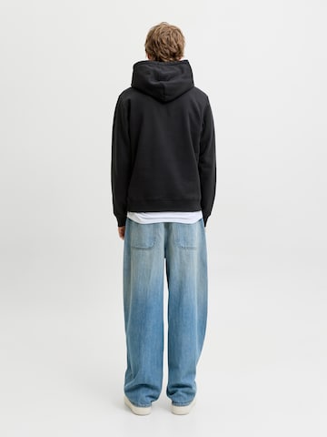 JACK & JONES Sweatshirt 'JJAERO' in Zwart