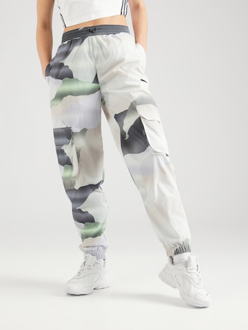 ADIDAS SPORTSWEAR Tapered Sportbroek 'City Escape' in Grijs: voorkant