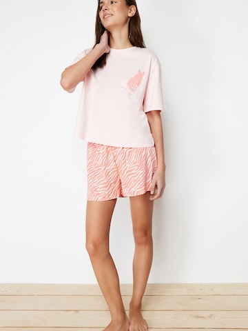 rozā Trendyol Pidžama ar šortiem