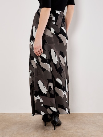Apricot Brushstroke Bias Maxi Skirt ' ' in Grau