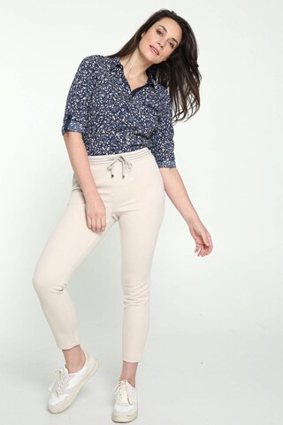 Cassis Slim fit Pants in Beige