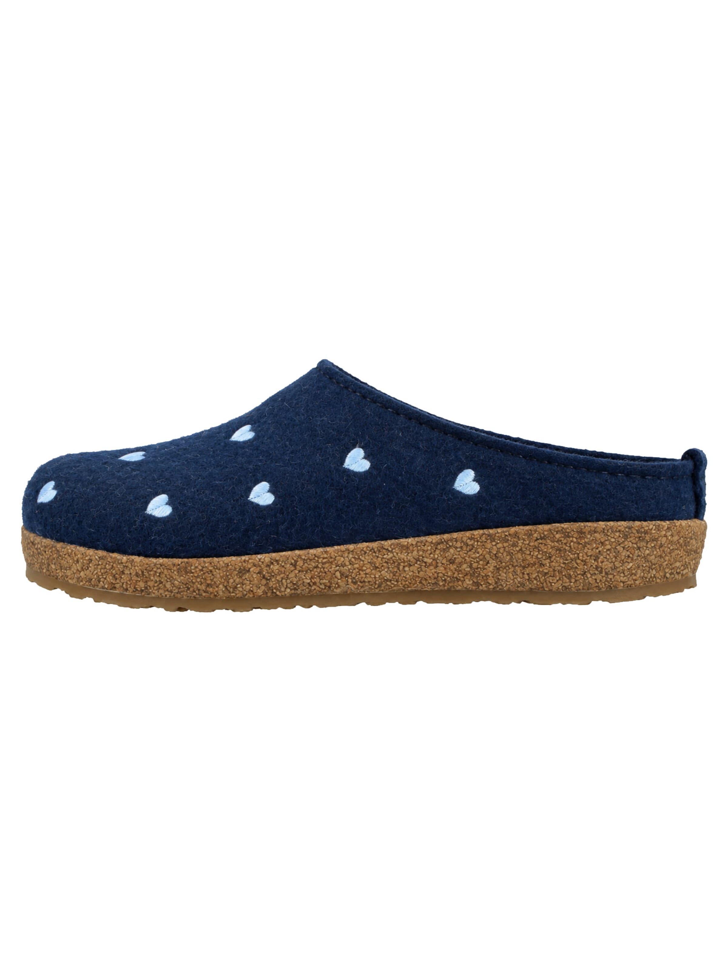 HAFLINGER Slippers 'Grizzly Cuoricini' in Blue: front