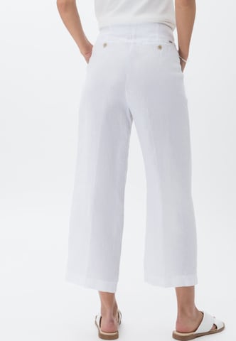 BRAX Loosefit Broek 'Maine' in Wit