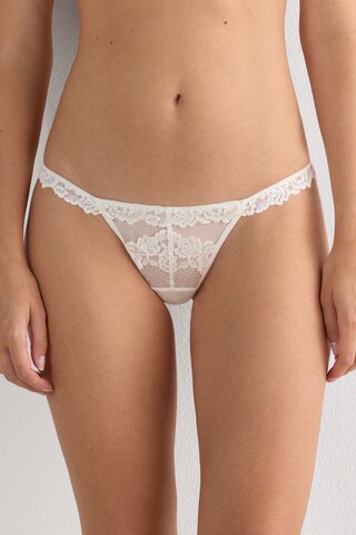 INTIMISSIMI Thong 'Pretty Flowers' in White: front