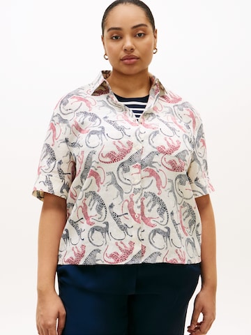 Tommy Hilfiger Curve Μπλούζα 'ESS' σε μπεζ: μπροστά