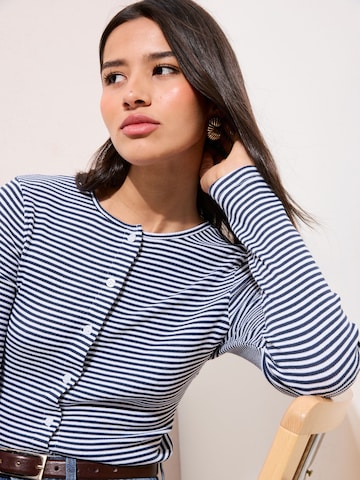 Friends Like These Вязаная кофта в Синий