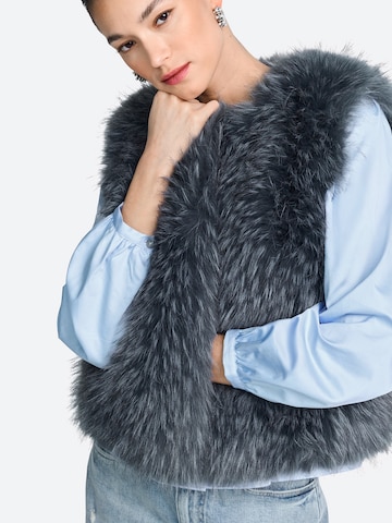 zils Rich & Royal Starpsezonu jaka