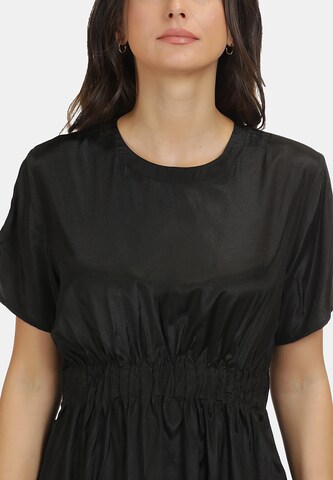 Robe usha BLACK LABEL en noir