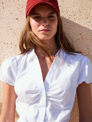 Bershka Blouse in Wit