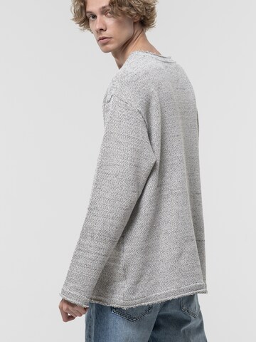 Pinetime Clothing Pullover 'Spark' i grå