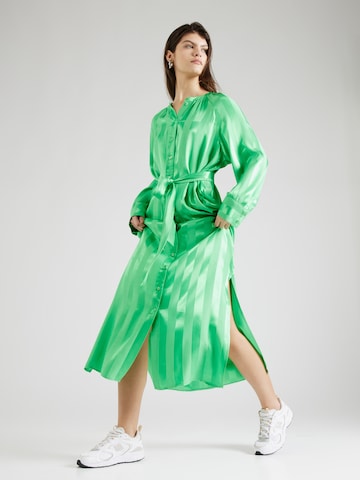 Robe-chemise 'Christelle' SELECTED FEMME en vert : devant