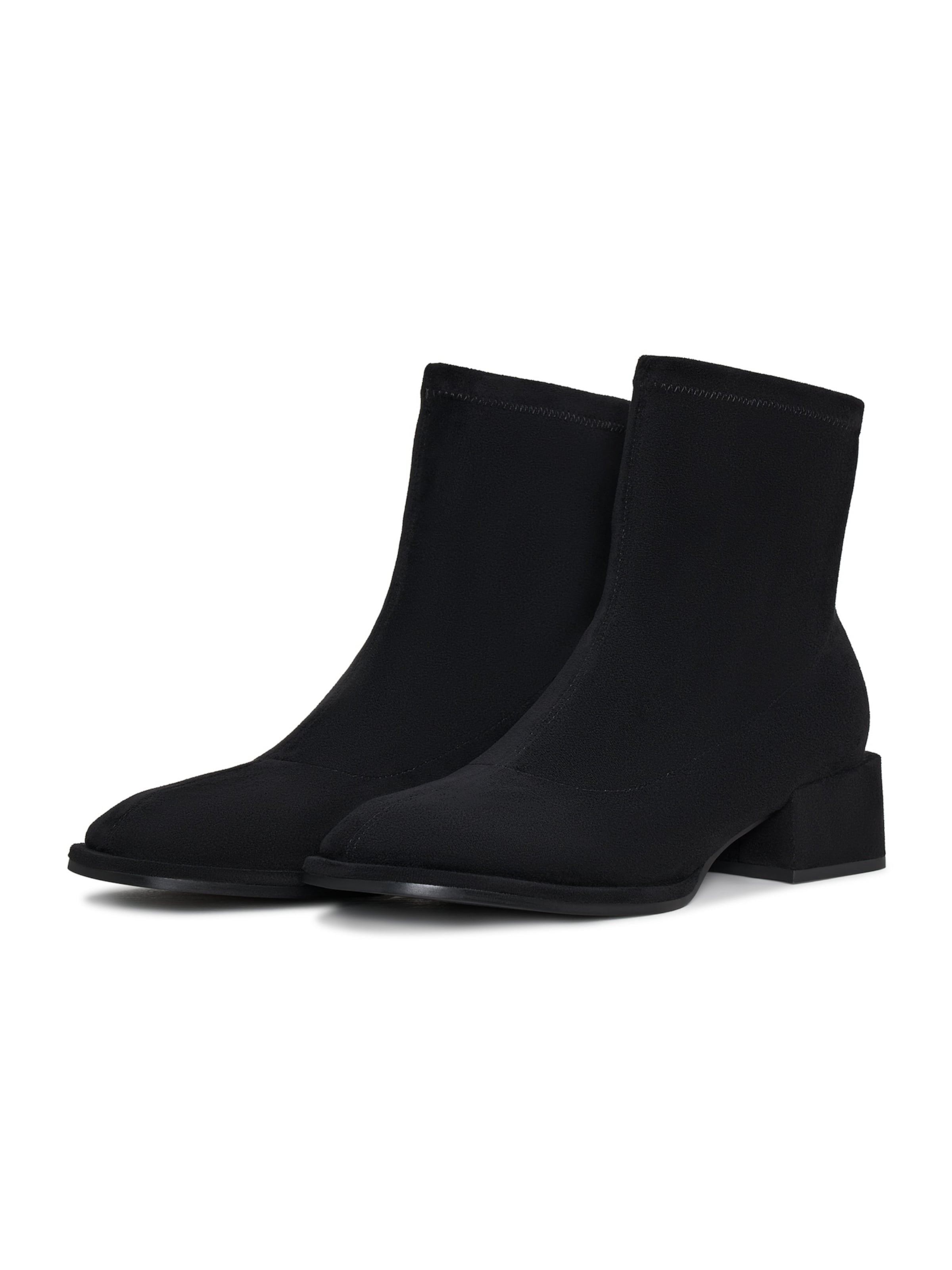 CESARE GASPARI Ankle boots in Black