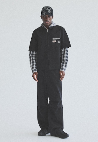 Bershka Átmeneti dzseki - fekete